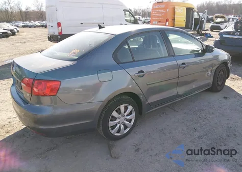 2014 Volkswagen Jetta 1.8T Se из США, поврежденный, VIN 3VWD17AJ4EM418738